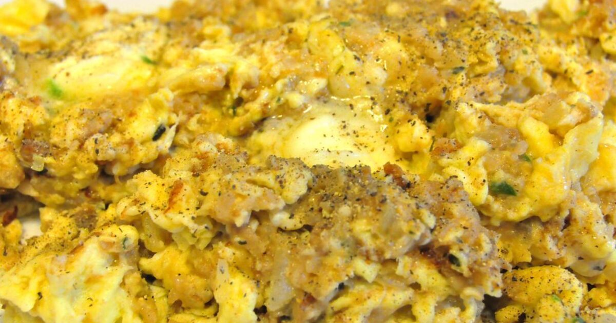 Huevos revueltos con jamón de pavo argentino